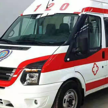 邱县非急救护送病人转院租赁救护车的优缺点对比